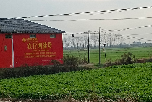 洪江如何防止墙体广告褪色呢？